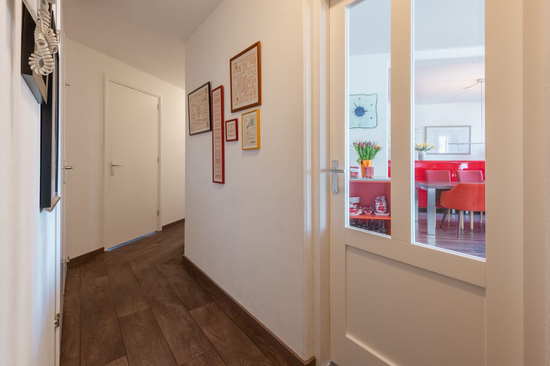 Spacious Ground Floor Apartment with Garden Near Kralingen — 13
