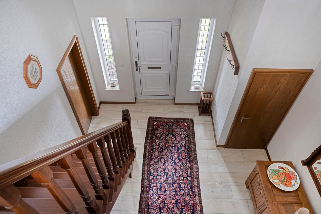 Spacious Detached Villa with Ground Floor Living Options — 23