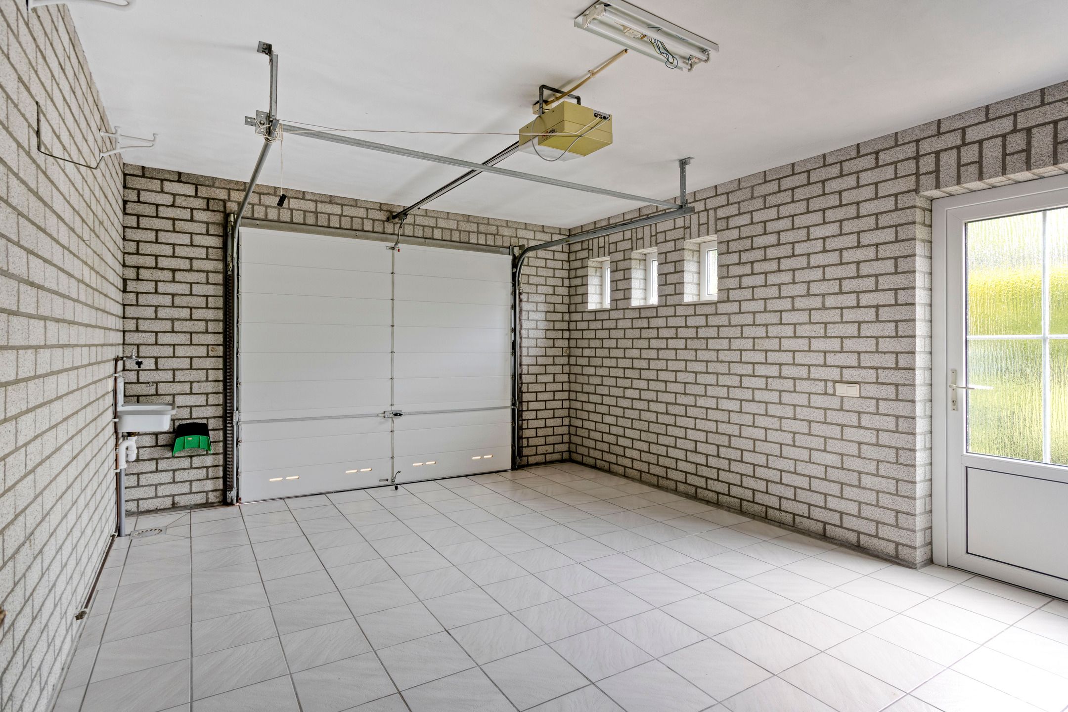 Spacious Detached Villa with Ground Floor Living Options — 33