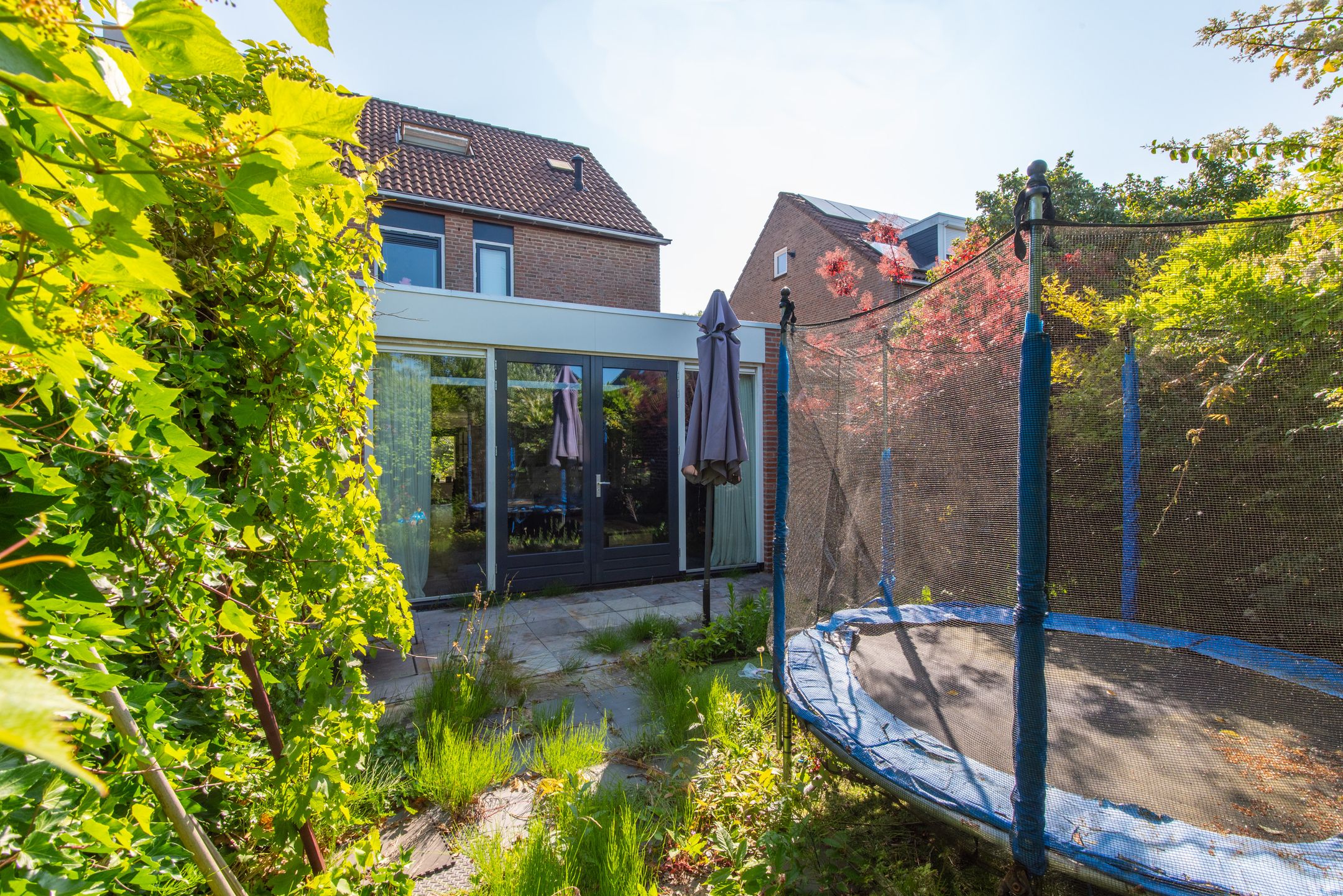 Spacious Semi-Detached Family Home with Bright Extension and Water-Facing Garden — 42