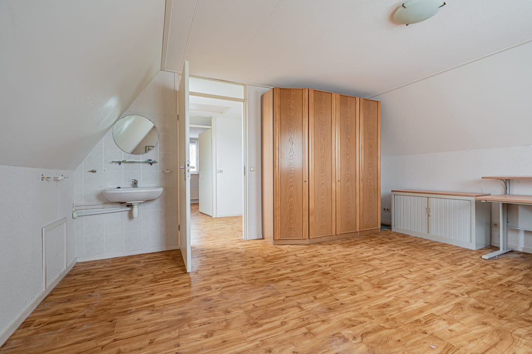 Spacious Detached Home with Ground Floor Bedroom in Westerwolde — 46