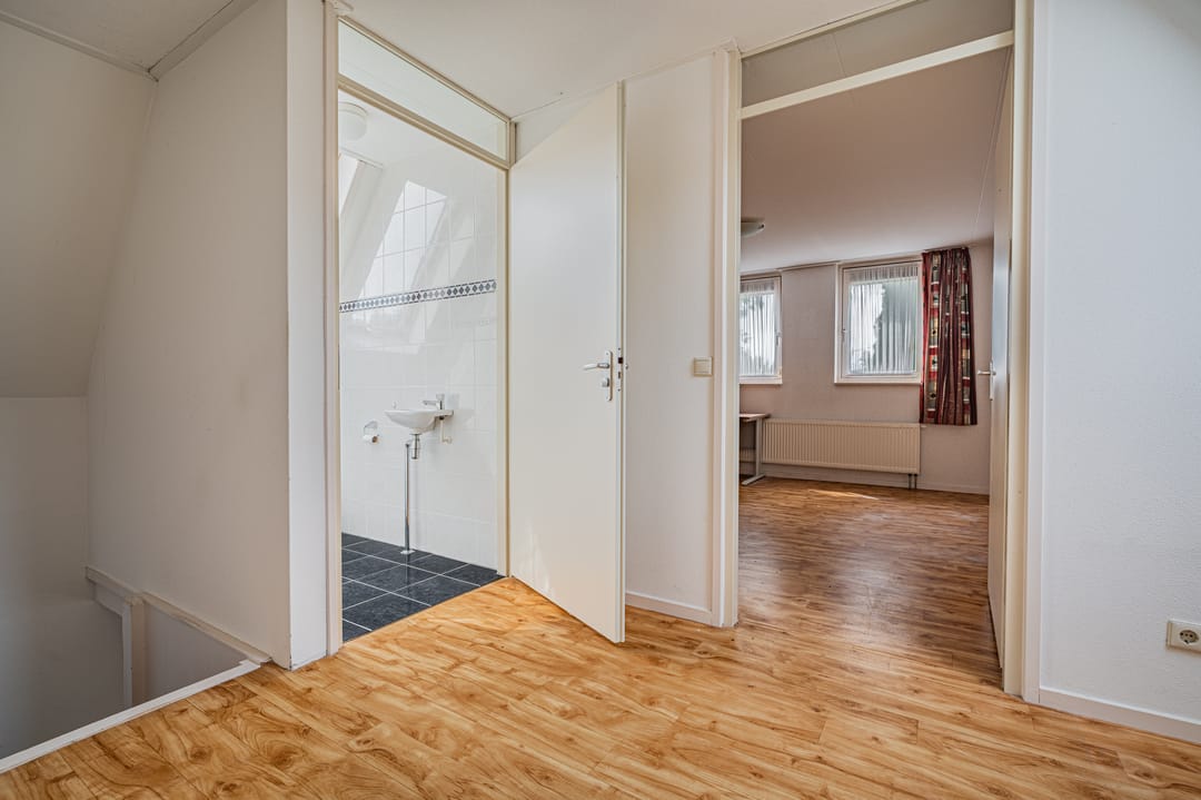 Spacious Detached Home with Ground Floor Bedroom in Westerwolde — 38