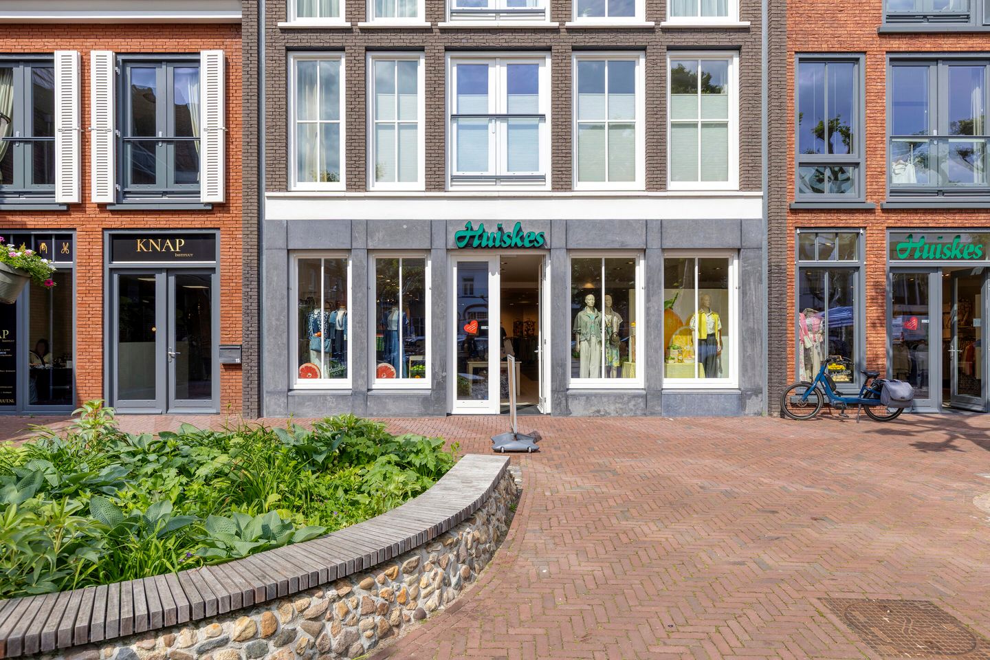 Bekijk foto 3 van Markt 15-a