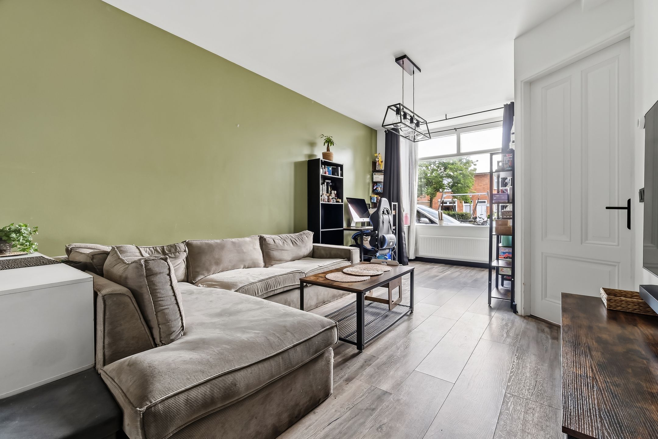 Renovated Terraced House with Sunny Southwest Garden in The Hague — 9