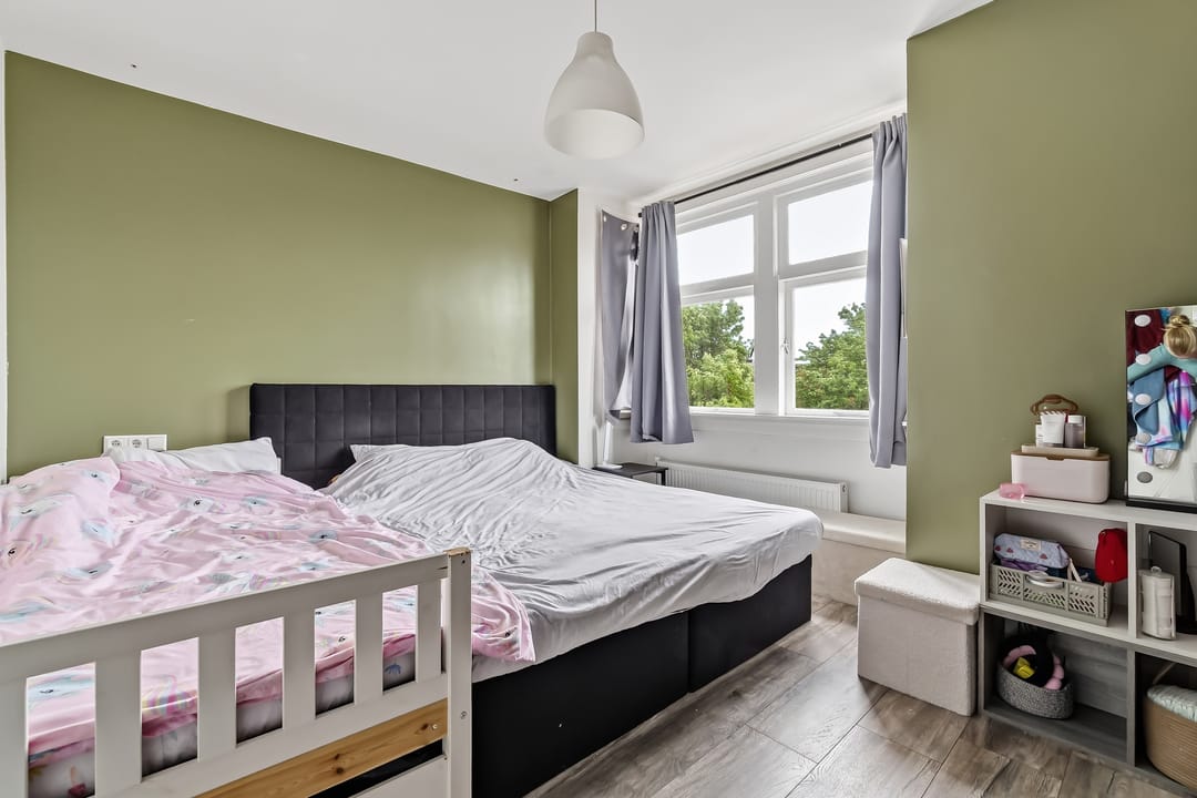 Renovated Terraced House with Sunny Southwest Garden in The Hague — 41