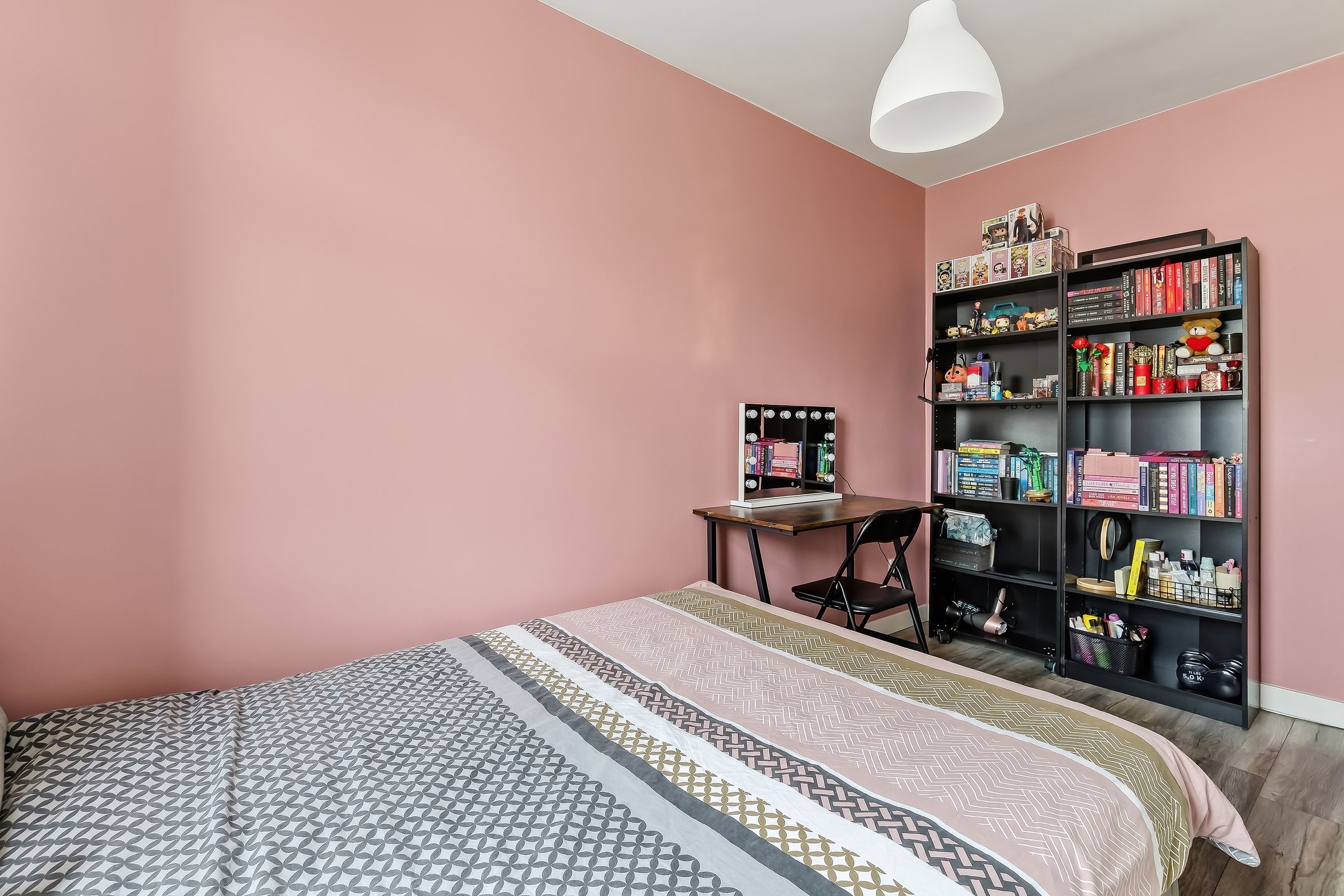 Renovated Terraced House with Sunny Southwest Garden in The Hague — 33