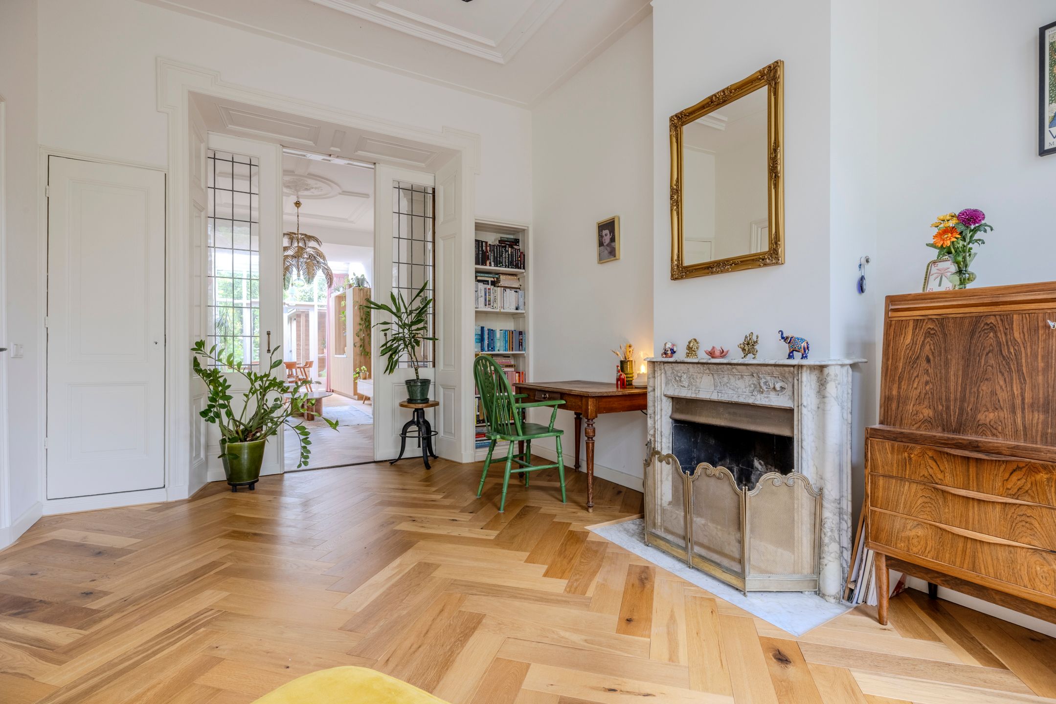 Stately Townhouse with Five Bedrooms and Deep Garden in Historic Leiden — 9
