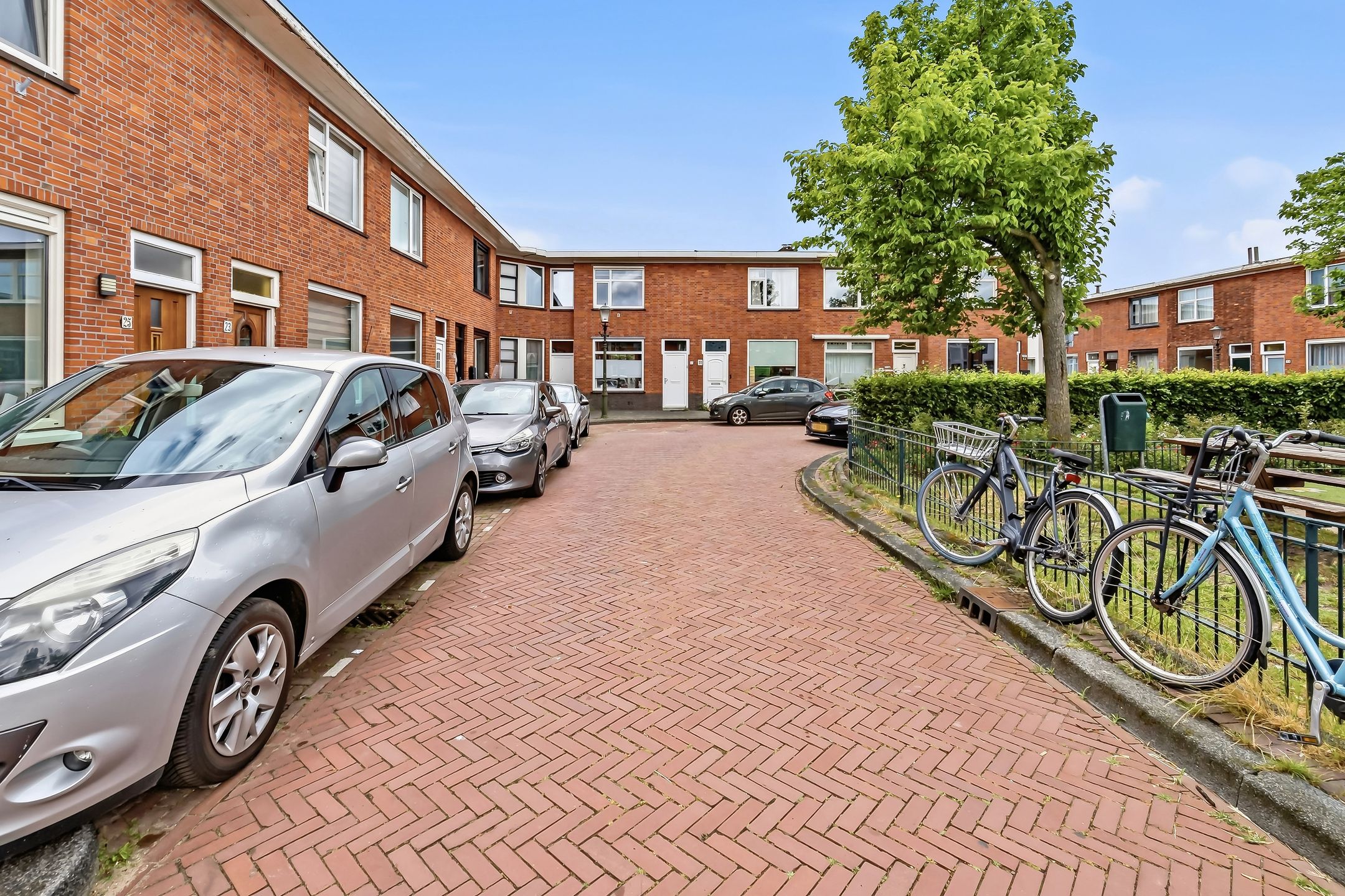 Renovated Terraced House with Sunny Southwest Garden in The Hague — 45