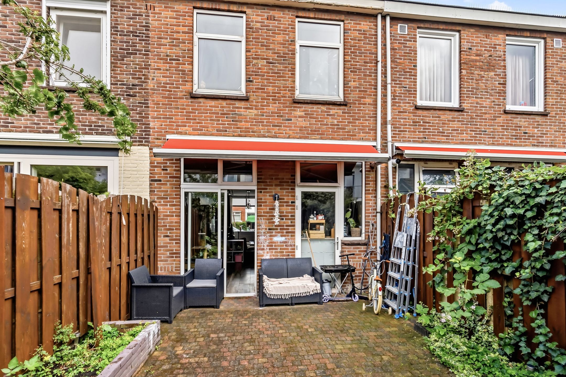 Renovated Terraced House with Sunny Southwest Garden in The Hague — 18