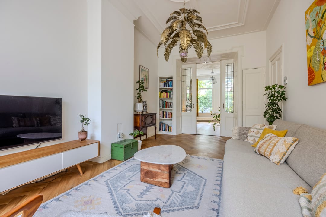 Stately Townhouse with Five Bedrooms and Deep Garden in Historic Leiden — 13