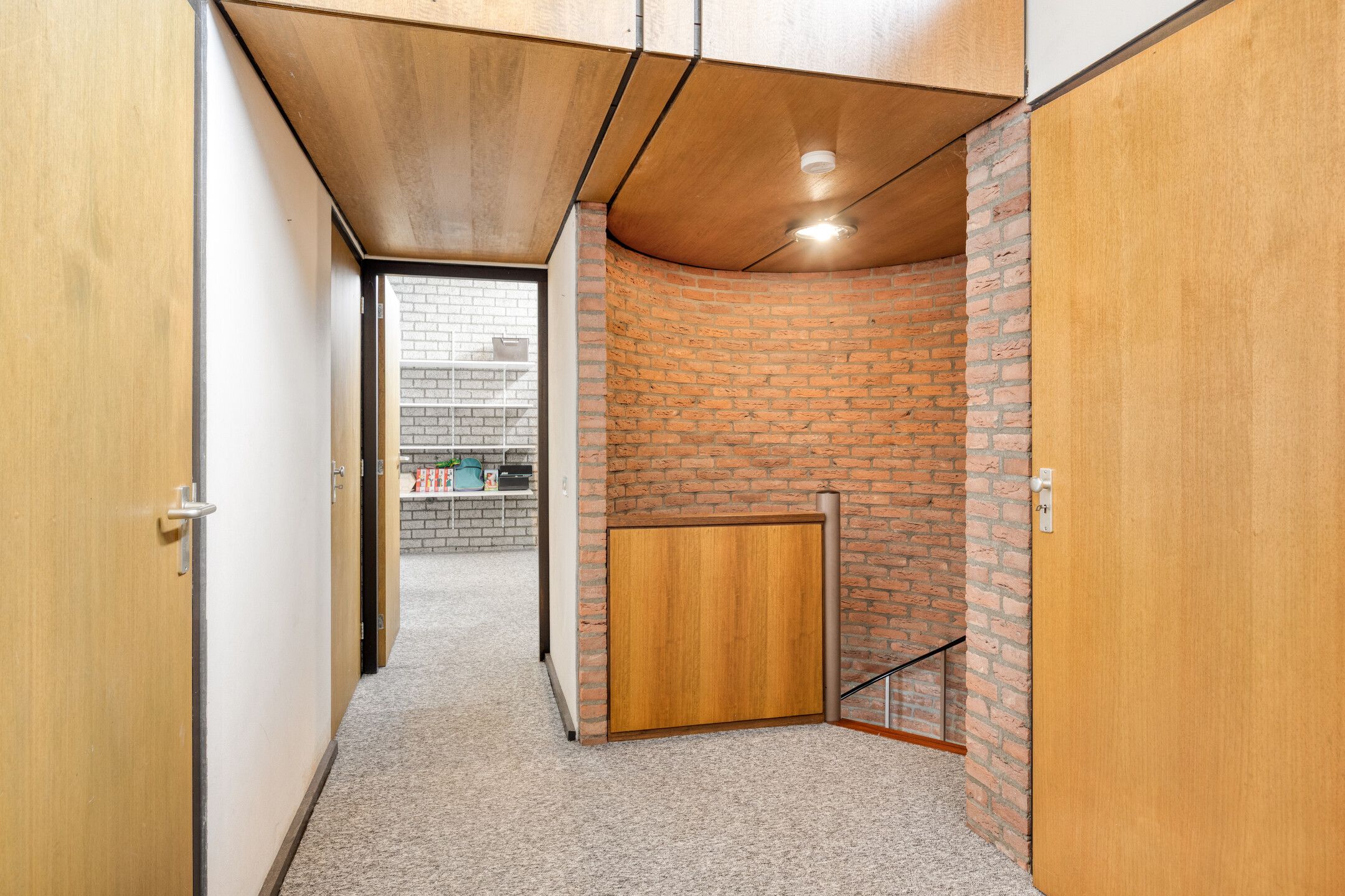 Spacious Detached Family Home in Prime Heesch Location — 36