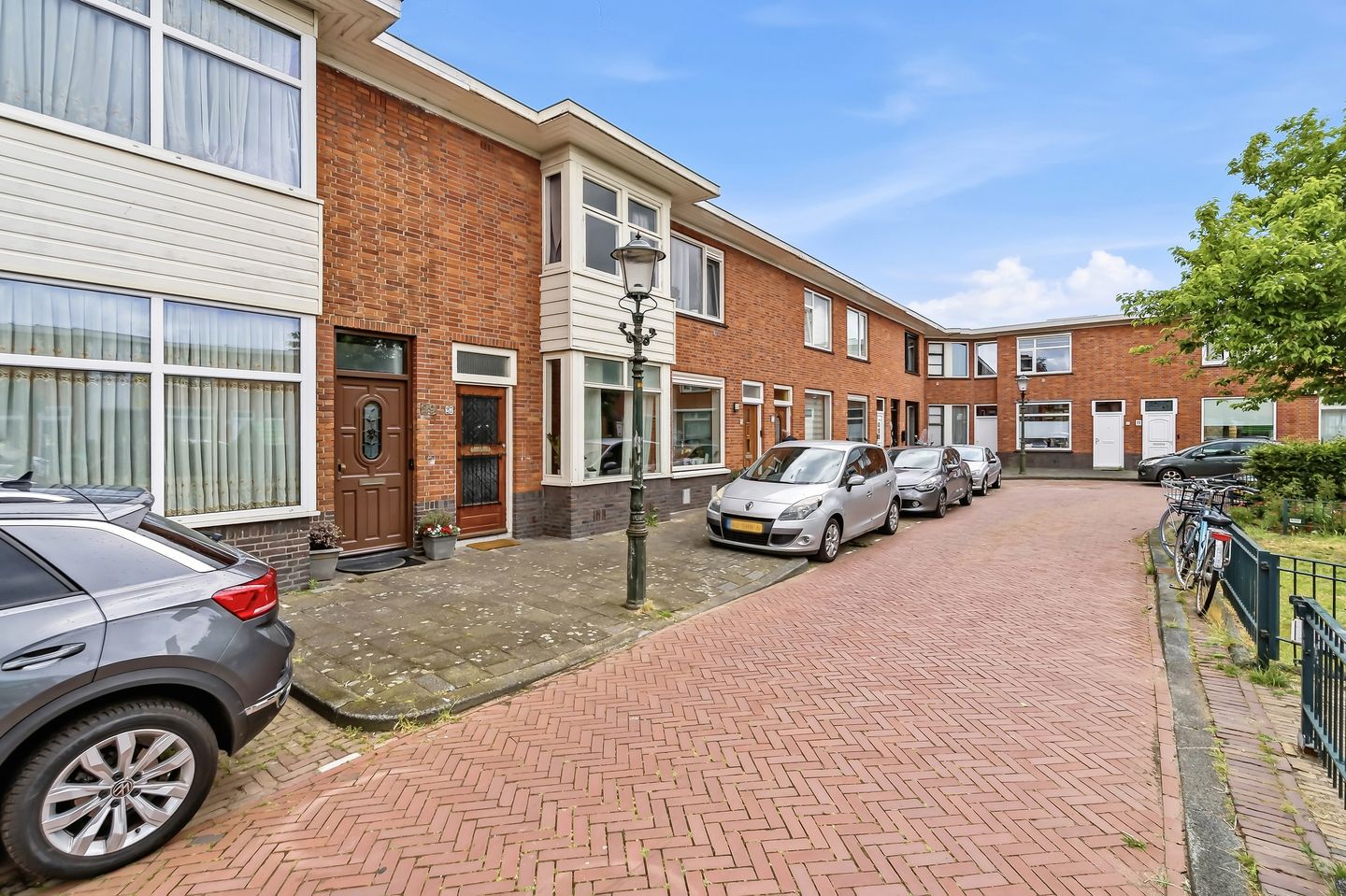 Renovated Terraced House with Sunny Southwest Garden in The Hague — 44