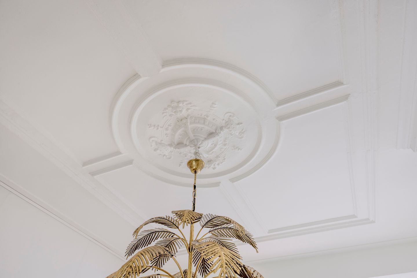 Stately Townhouse with Five Bedrooms and Deep Garden in Historic Leiden — 14