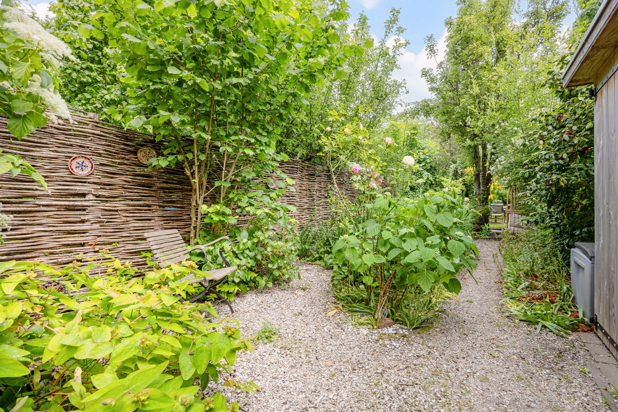 Stately Townhouse with Five Bedrooms and Deep Garden in Historic Leiden — 18