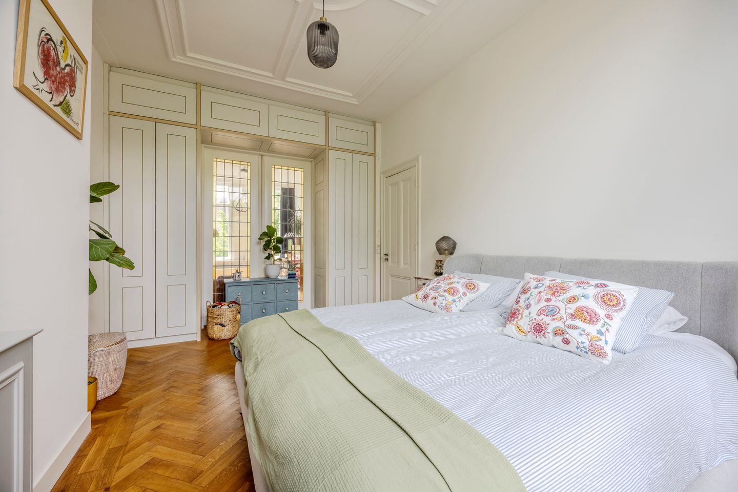 Stately Townhouse with Five Bedrooms and Deep Garden in Historic Leiden — 35