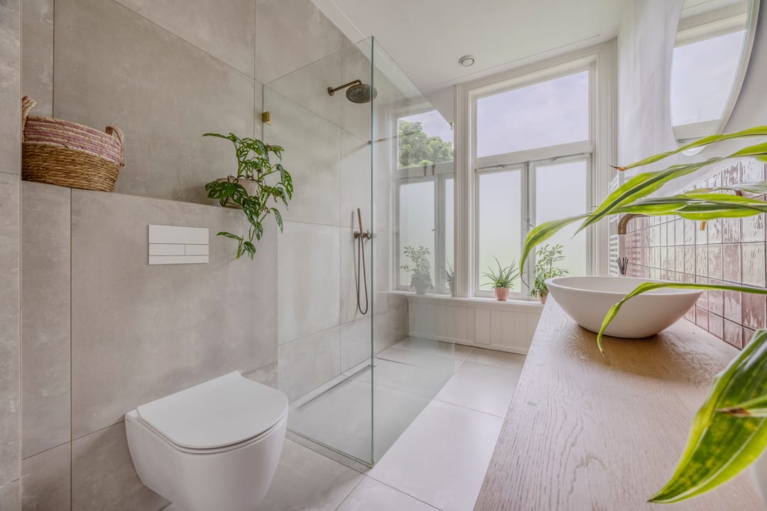 Stately Townhouse with Five Bedrooms and Deep Garden in Historic Leiden — 41