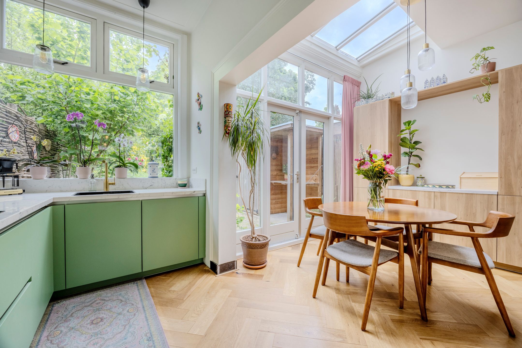 Stately Townhouse with Five Bedrooms and Deep Garden in Historic Leiden — 24