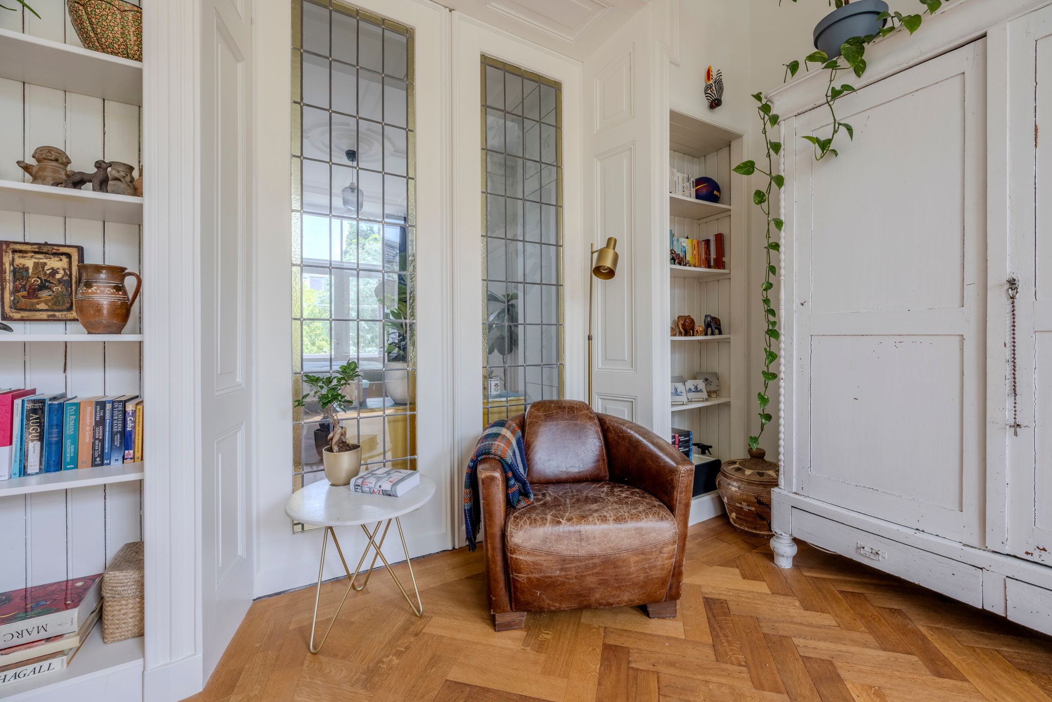 Stately Townhouse with Five Bedrooms and Deep Garden in Historic Leiden — 33