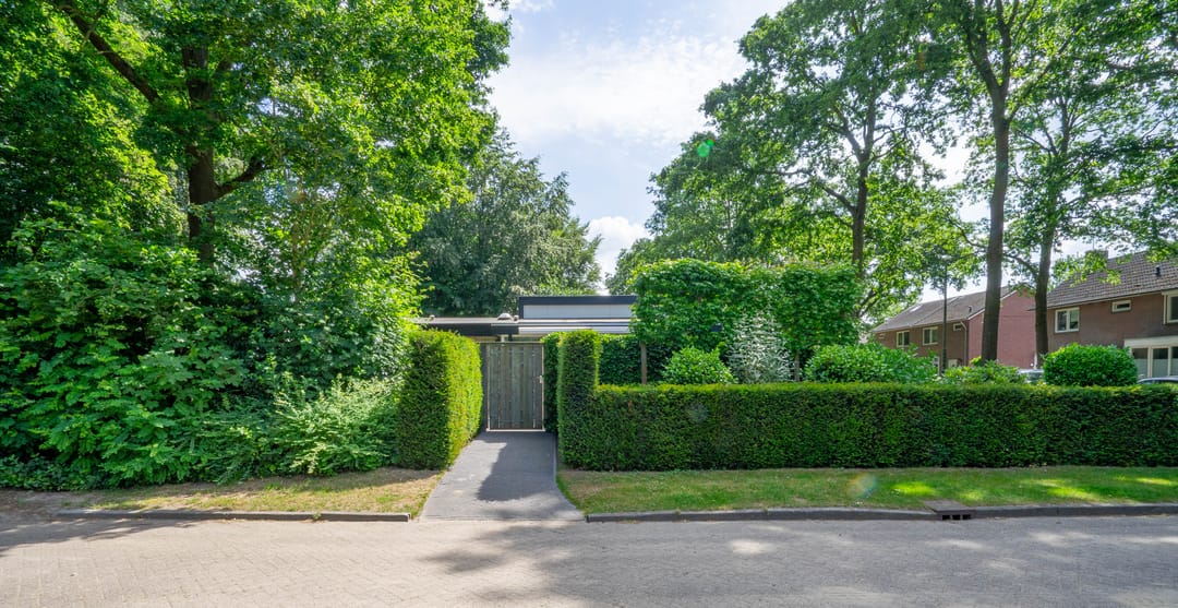 Spacious Detached Home with Basement in Peaceful Bakel — 71