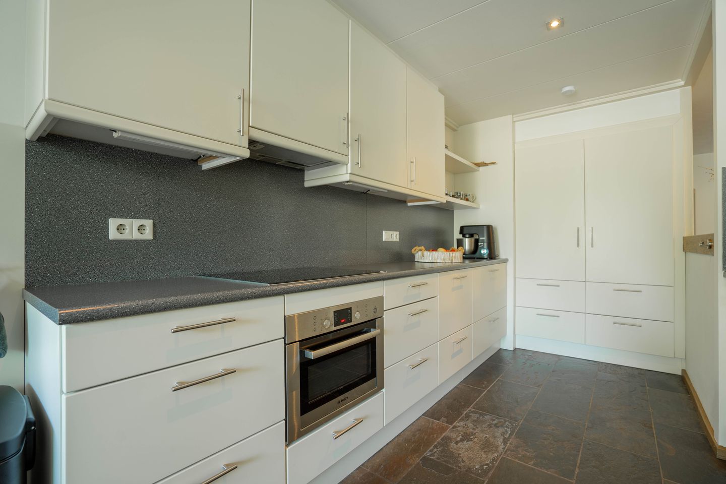 Spacious Detached Home with Basement in Peaceful Bakel — 44