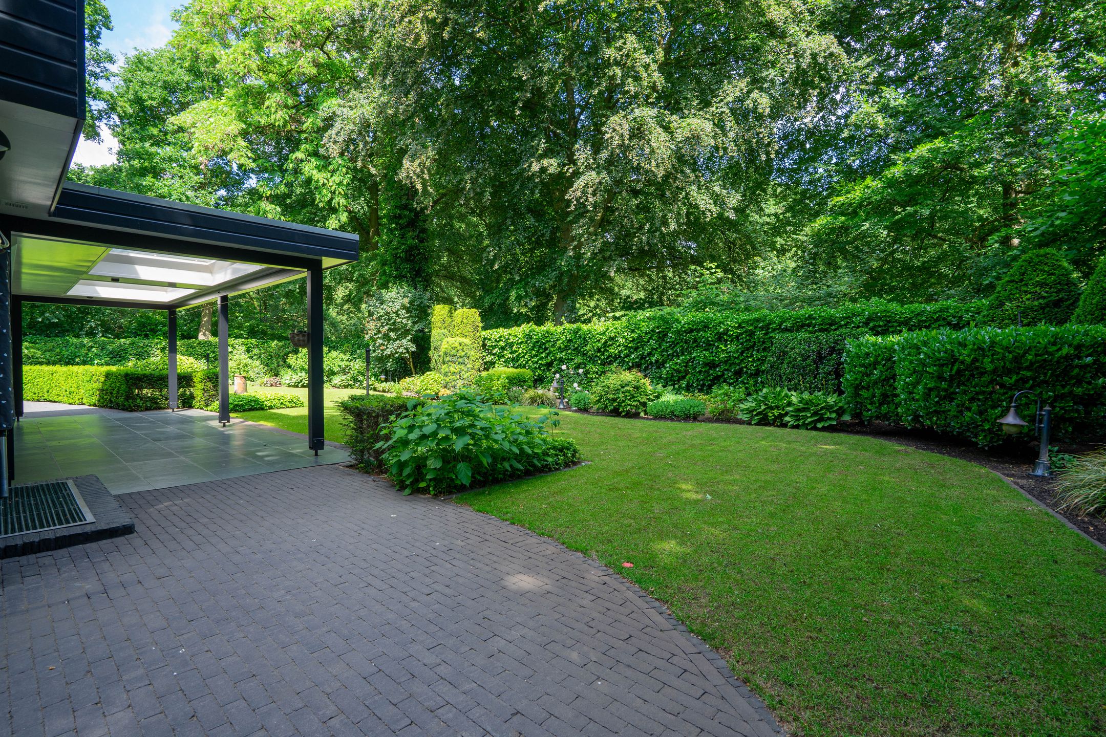 Spacious Detached Home with Basement in Peaceful Bakel — 60