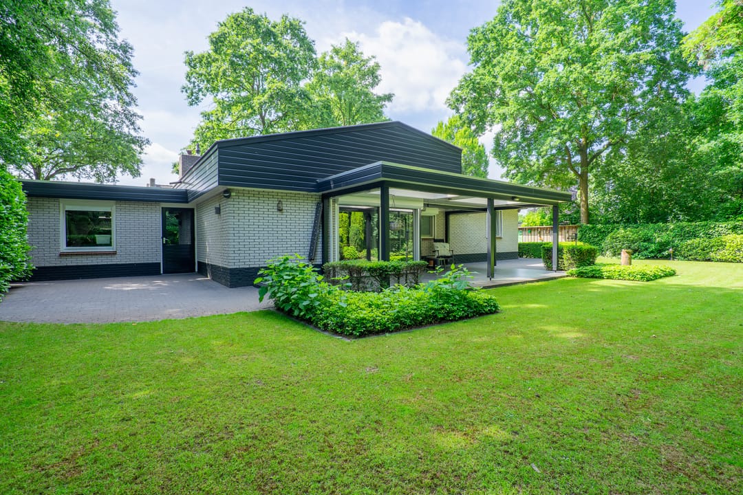 Spacious Detached Home with Basement in Peaceful Bakel — 61