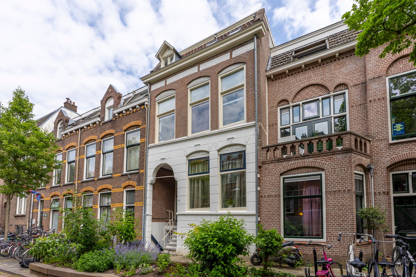 Foto 1 van Justus van Effenstraat 18-A