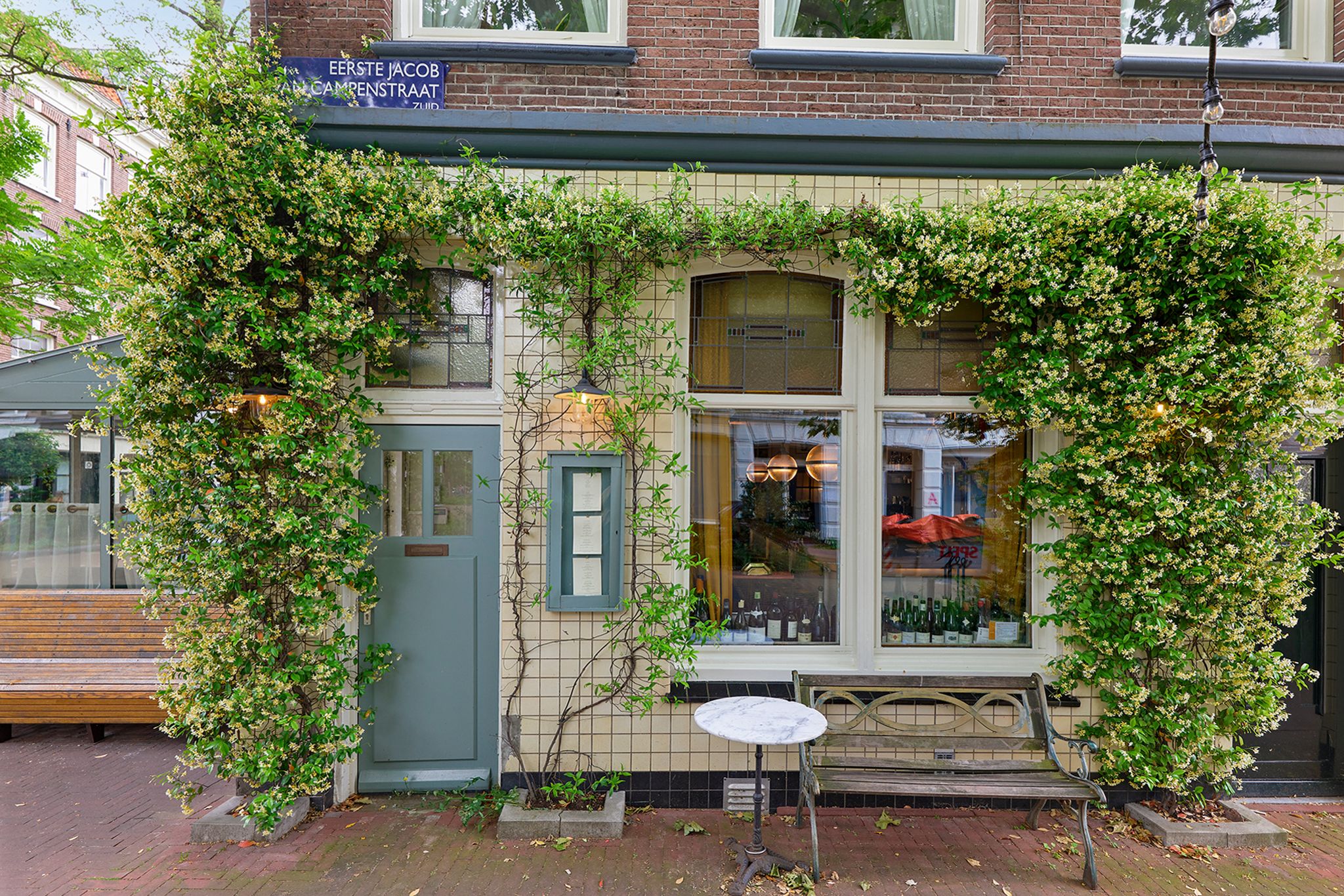 Charming Top Floor Apartment with Original Beams in De Pijp — 18