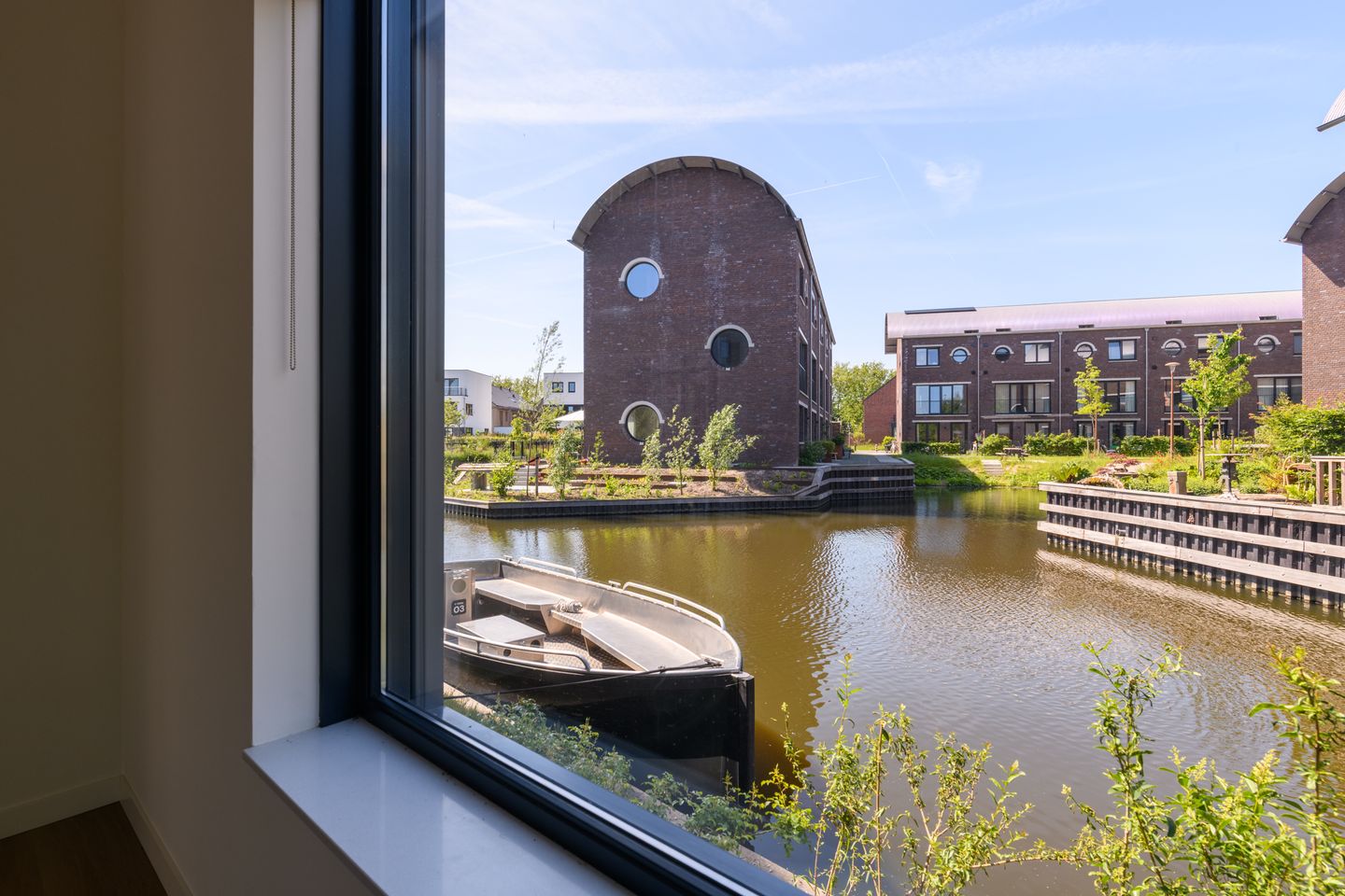Modern Waterfront Villa with Private Mooring in De Krijgsman Muiden — 19
