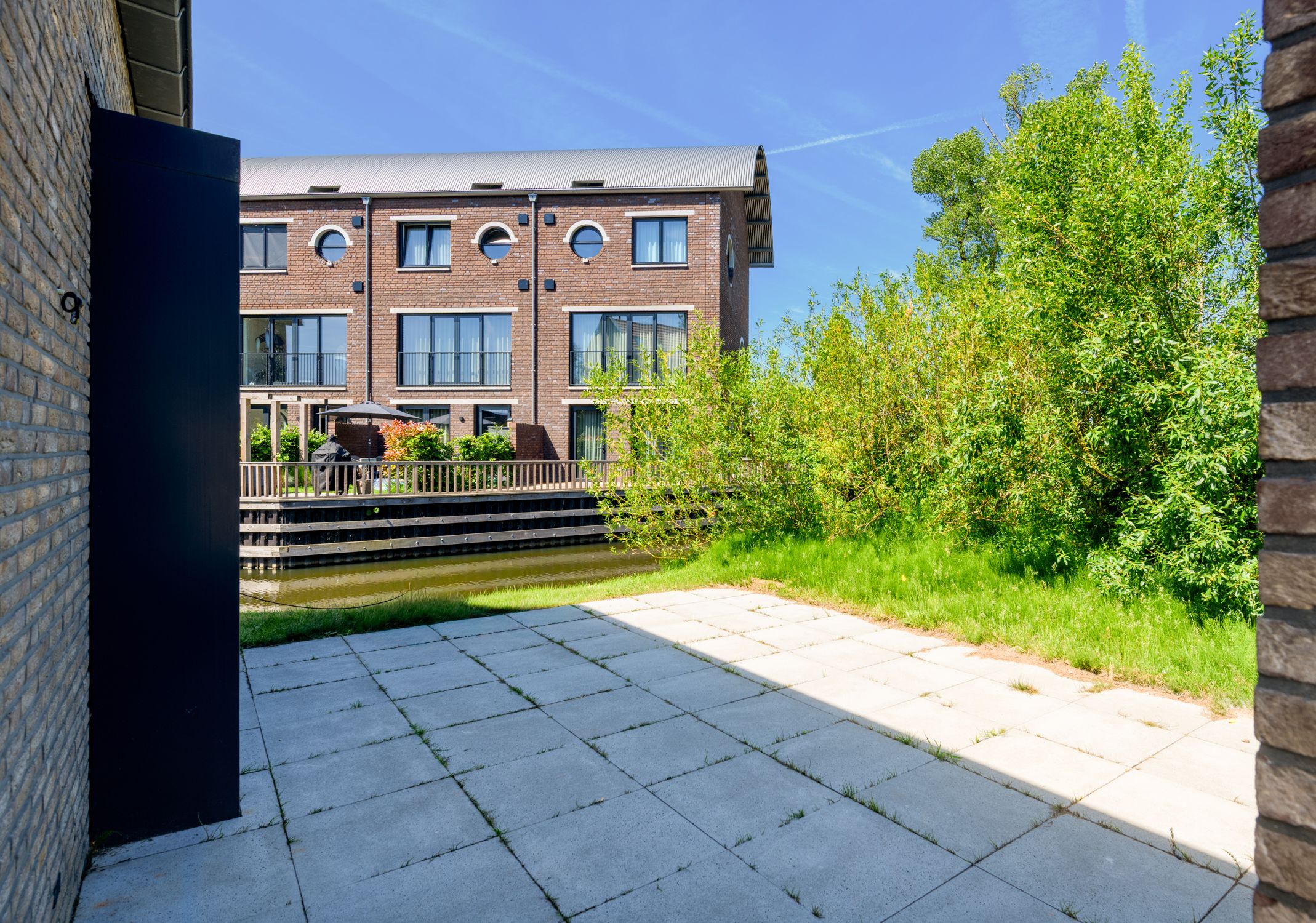 Modern Waterfront Villa with Private Mooring in De Krijgsman Muiden — 39