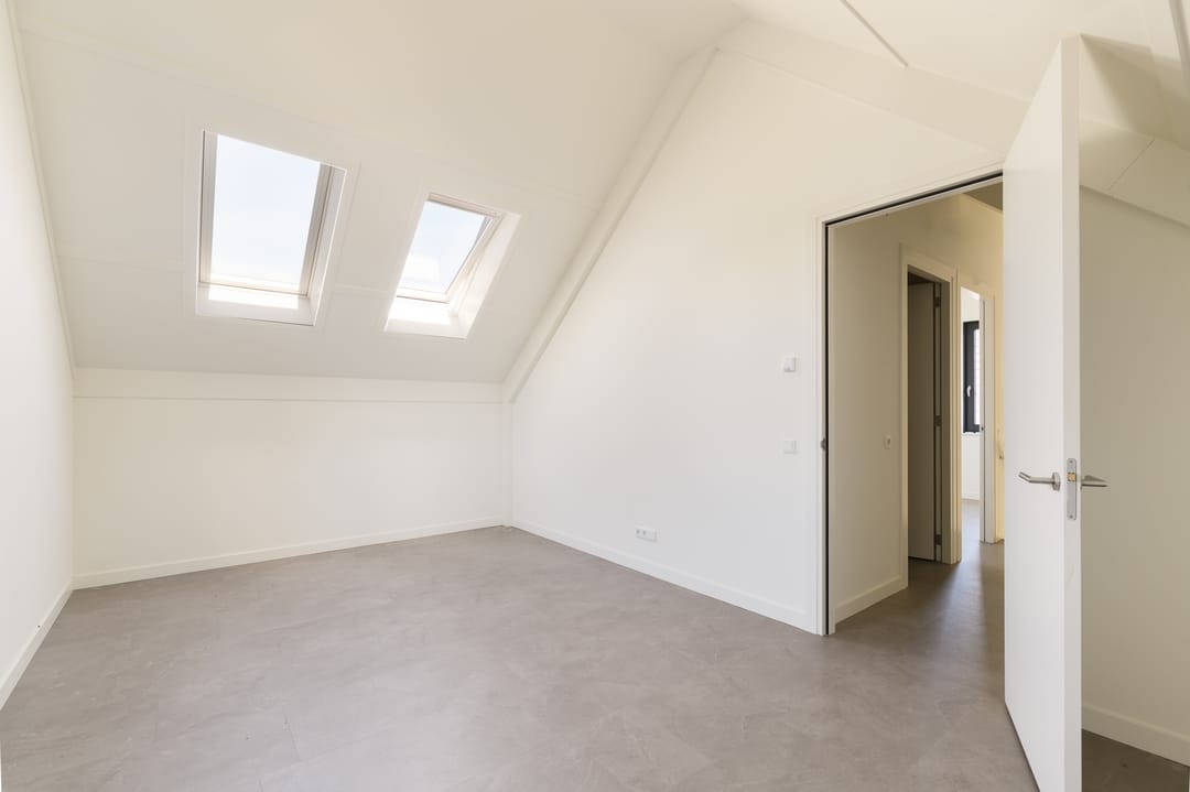 Modern Waterfront Villa with Private Mooring in De Krijgsman Muiden — 32