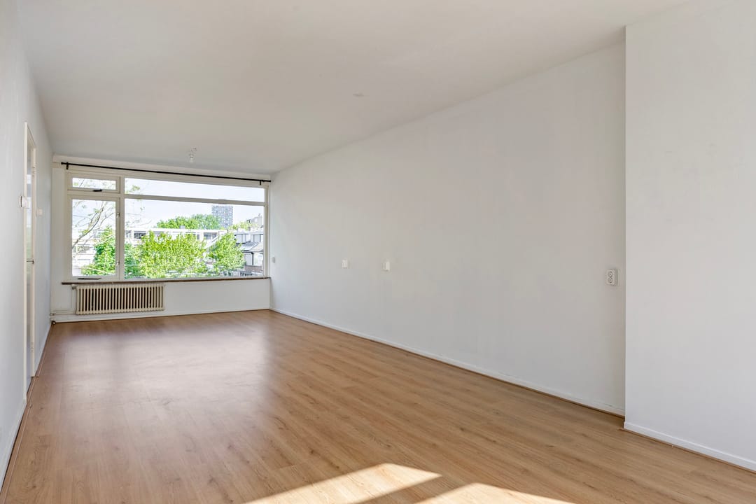 Centrally Located Apartment with Sunny Balcony in Arnhem — 13