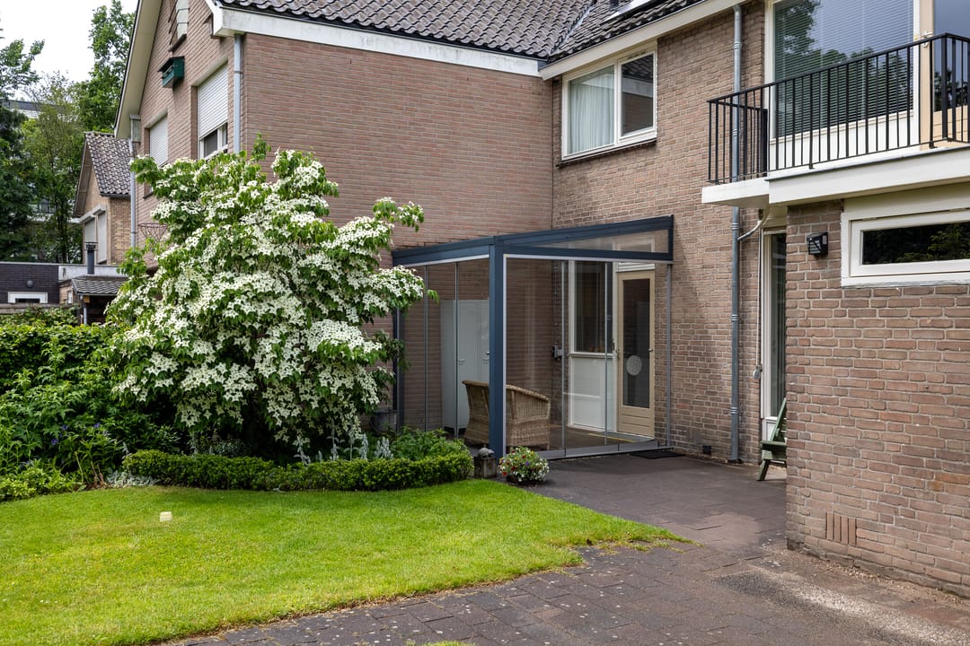 Semi-Detached Home with Park Views and Spacious Garden in Doetinchem — 26