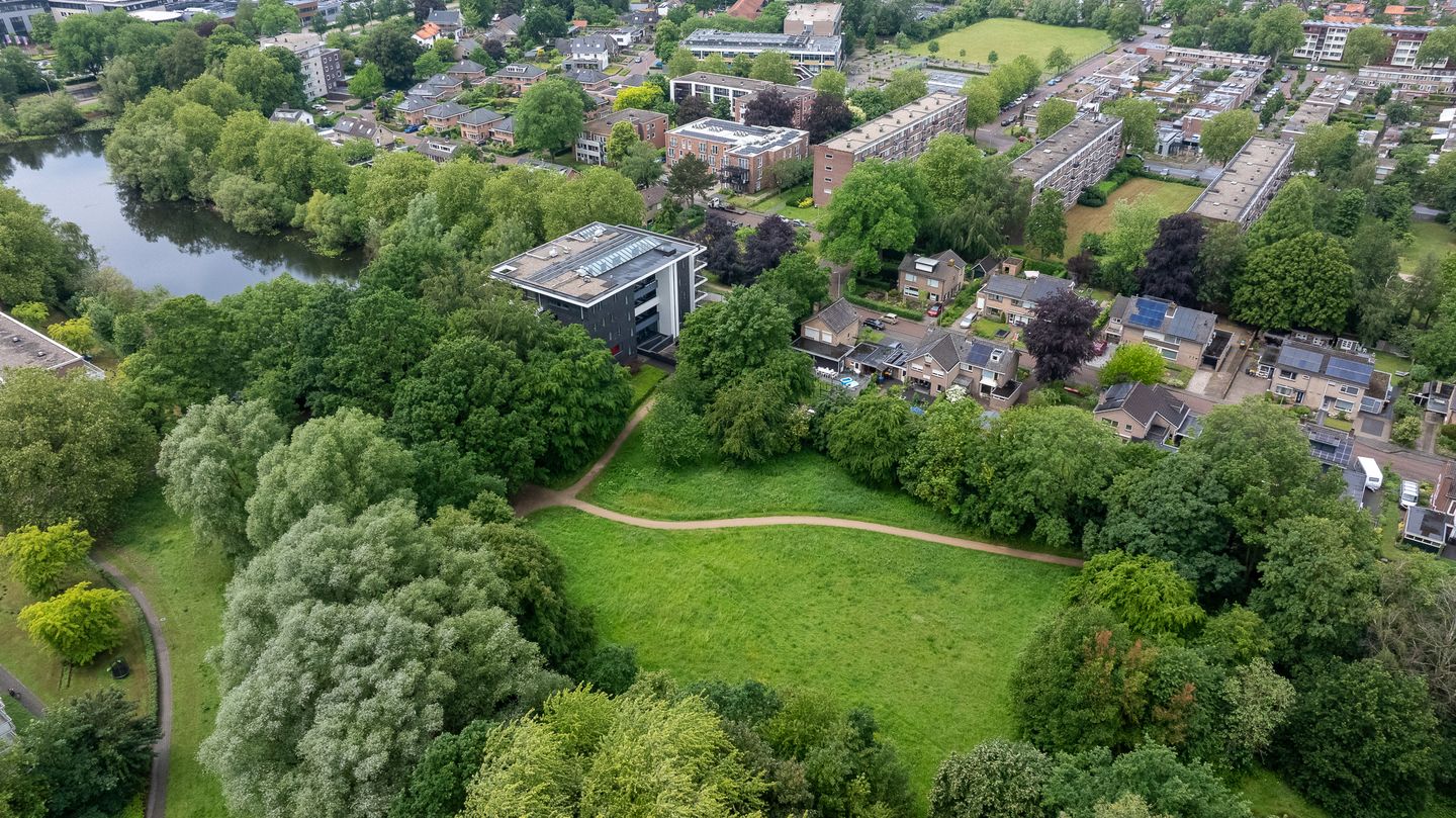 Semi-Detached Home with Park Views and Spacious Garden in Doetinchem — 55