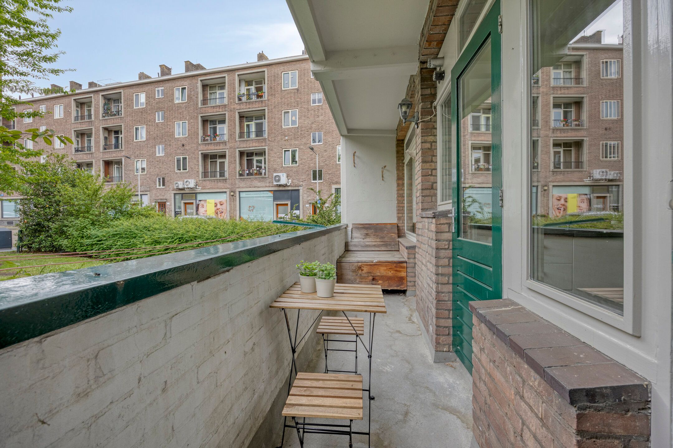 Spacious Apartment with Basement Room in Popular Kralingen — 15