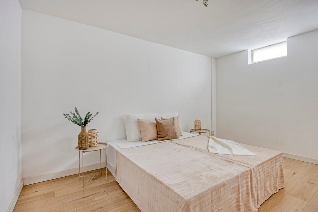Spacious Apartment with Basement Room in Popular Kralingen — 28
