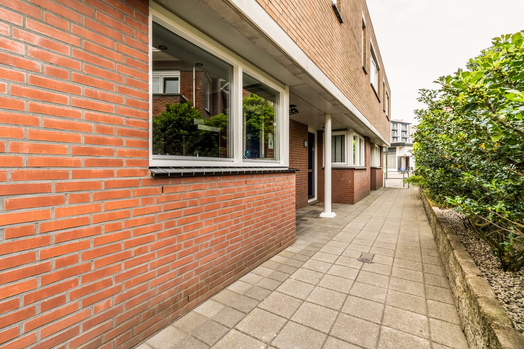 Bright Terraced House with Sunny Southwest Garden in Belgisch Park — 8
