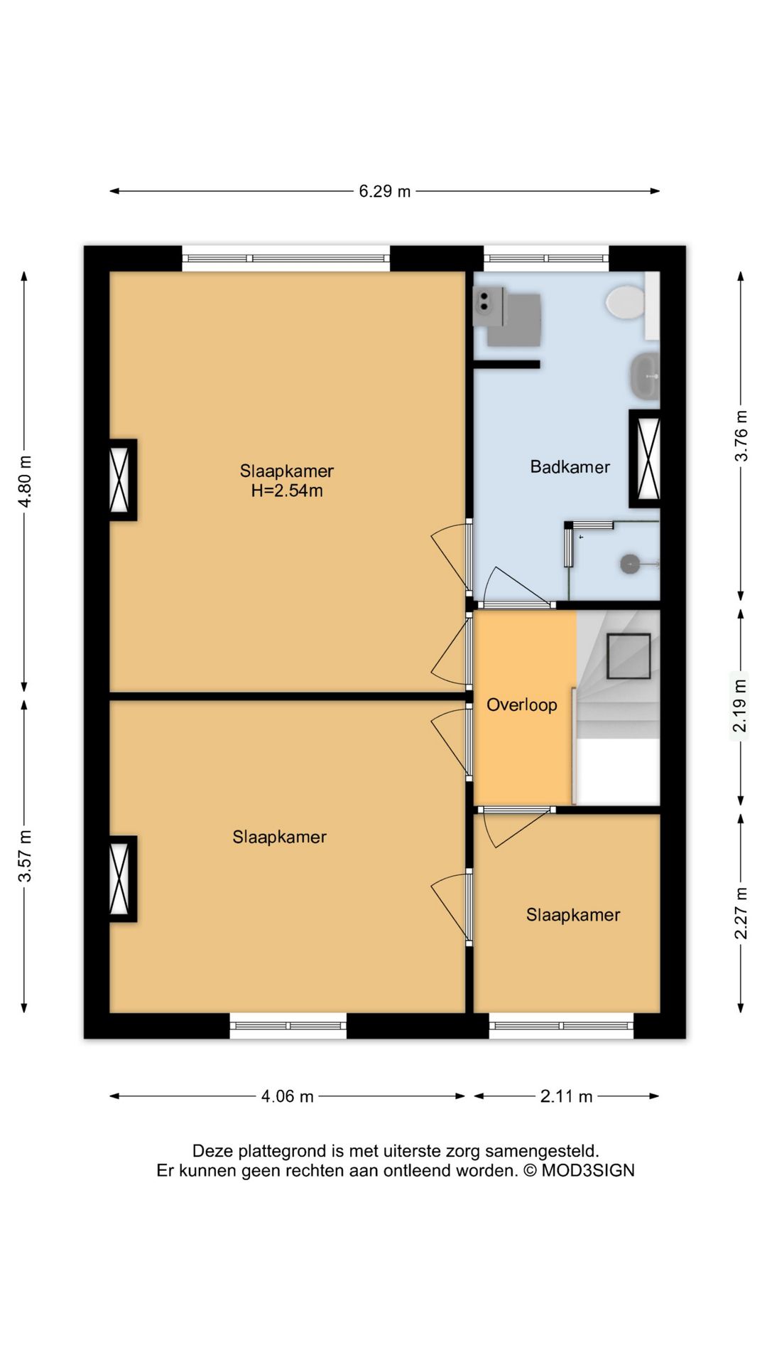 Spacious Upper Floor Apartment with Canal Views in Haarlem — 32