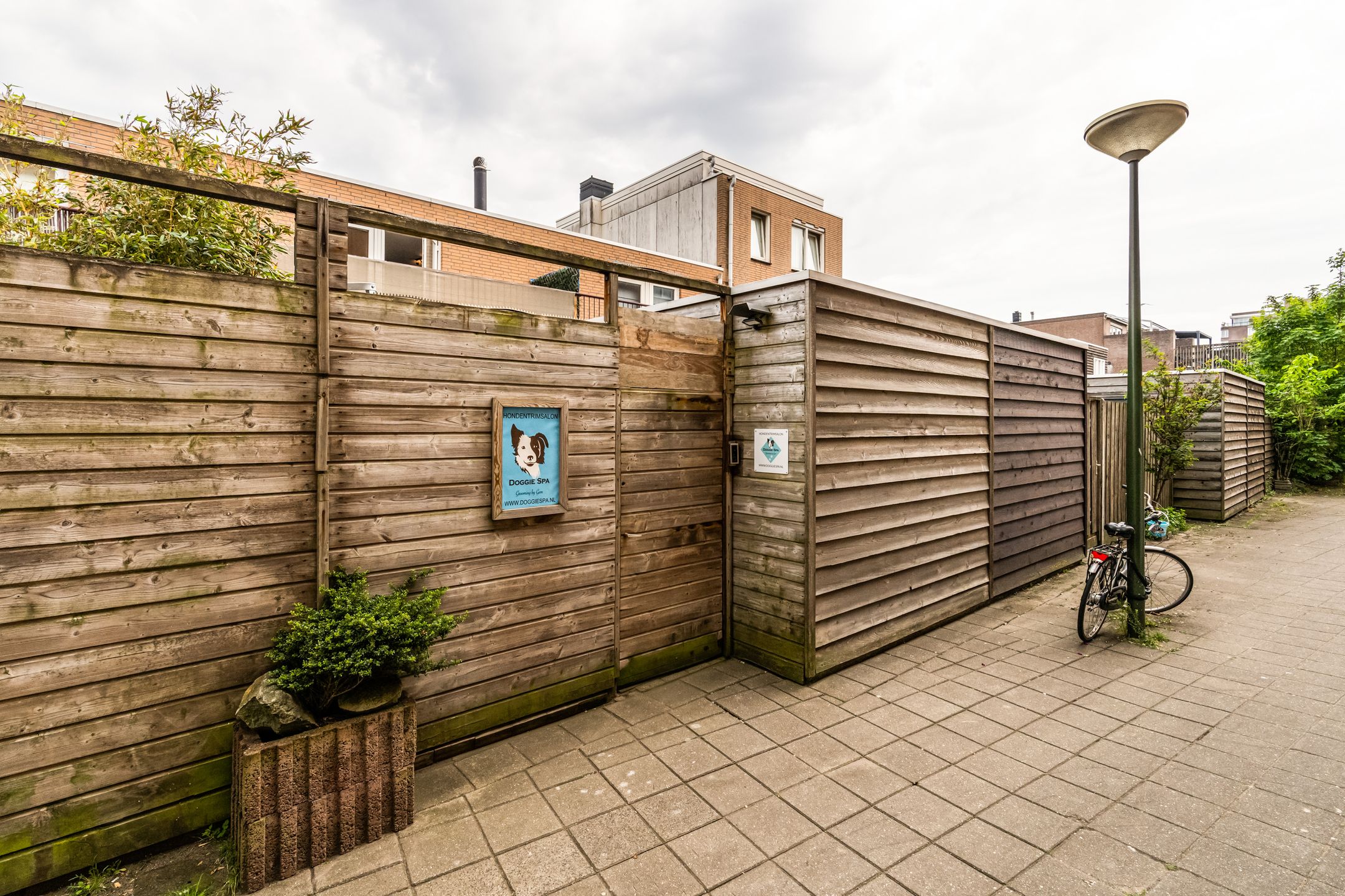 Bright Terraced House with Sunny Southwest Garden in Belgisch Park — 51