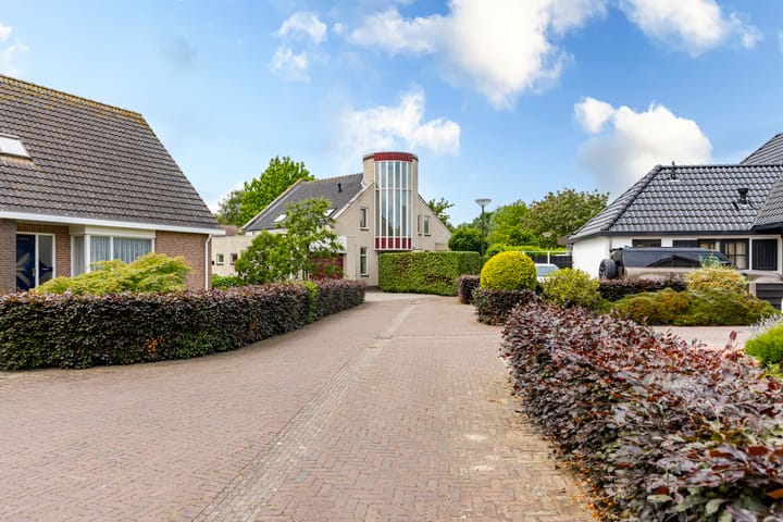 Vrijstaande woning te koop: 't Eiland 4, Werkendam