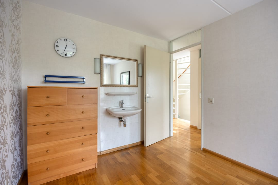 Spacious Semi-Detached Home with Water Views and Private Garage in Rokkeveen — 22