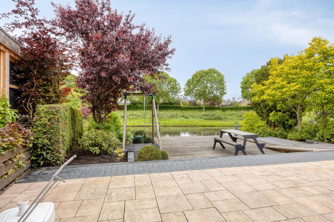 Spacious Semi-Detached Home with Water Views and Private Garage in Rokkeveen — 32