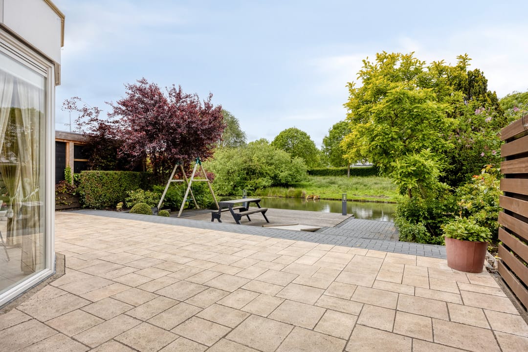 Spacious Semi-Detached Home with Water Views and Private Garage in Rokkeveen — 31