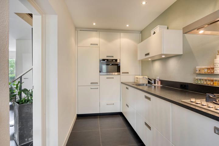 Hoekwoning te koop: Ambachtslaan 45, Veldhoven