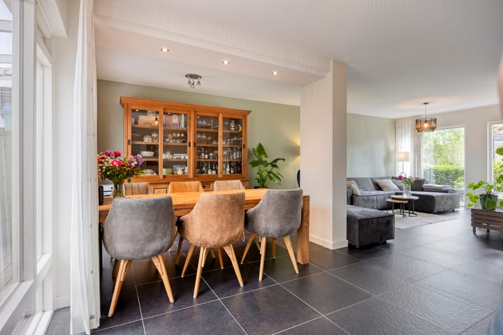 Hoekwoning te koop: Ambachtslaan 45, Veldhoven