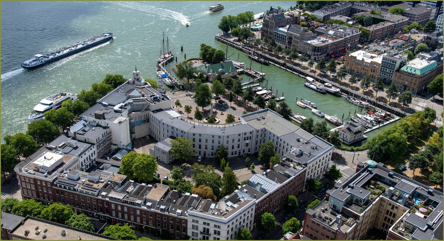 Bekijk foto 2 van Veerkade 2