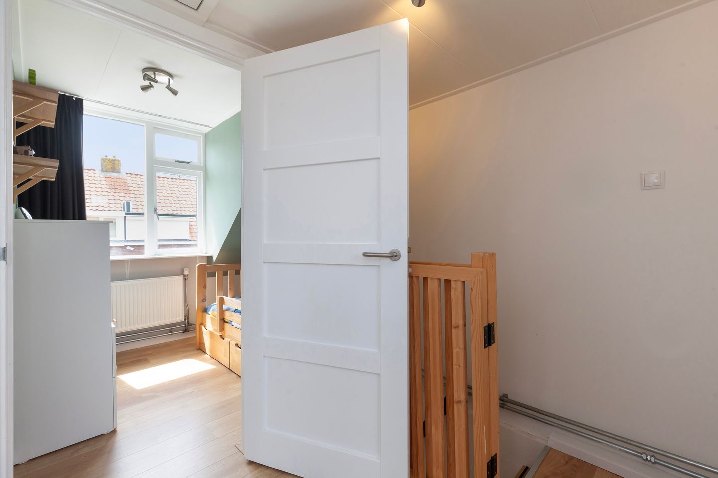 Photo 14 of Prins Bernhardstraat 19