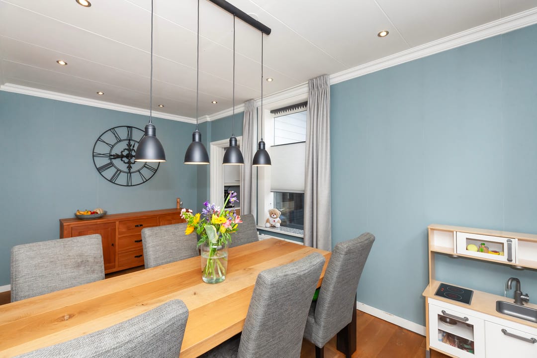 Photo 8 of Prins Bernhardstraat 19