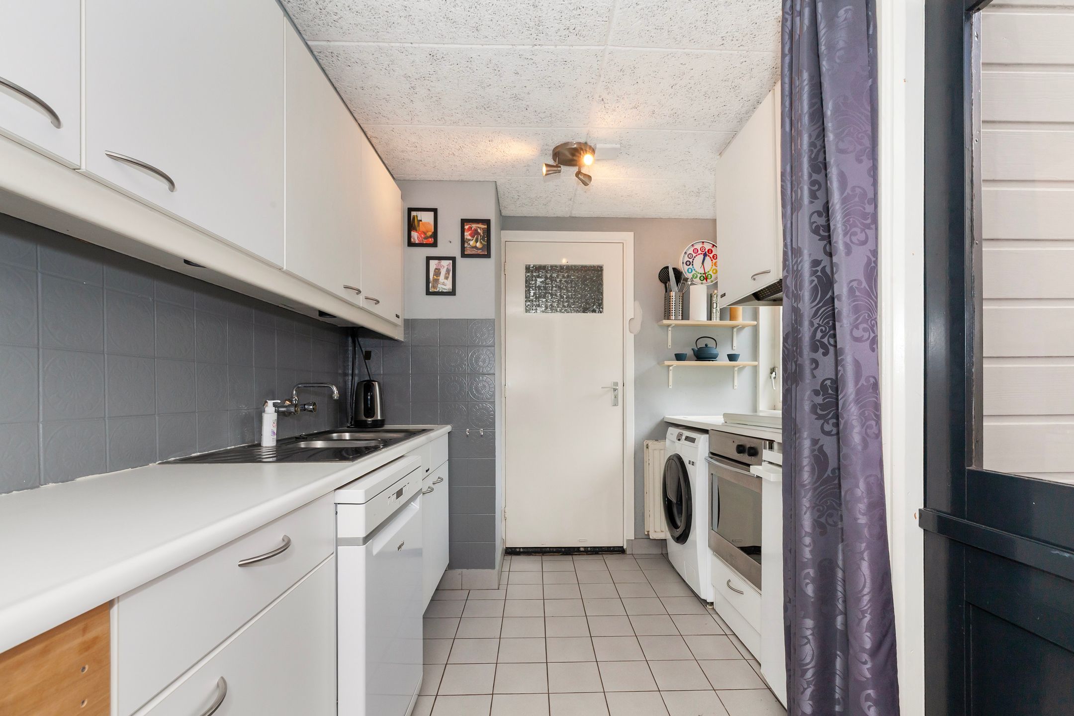 Photo 9 of Prins Bernhardstraat 19
