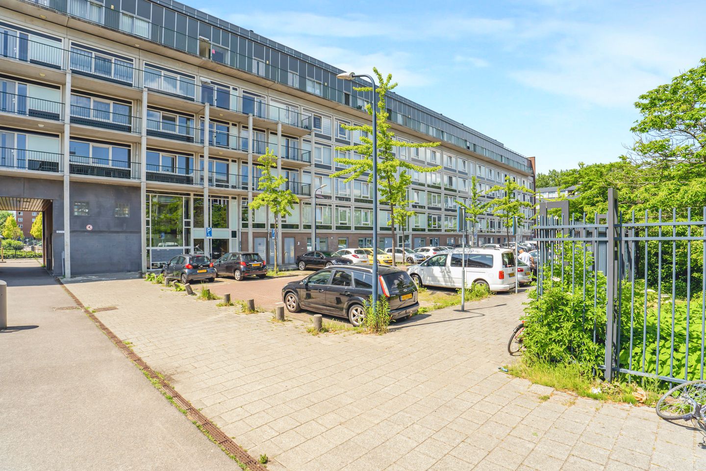 Spacious Four-Room Apartment with Southwest-Facing Terrace in Osdorp — 29